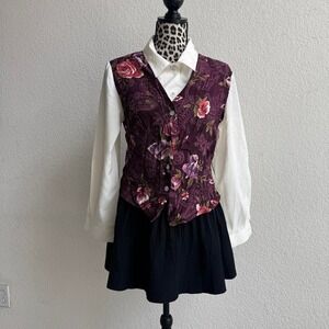 Jaclyn Smith Purple floral vest with undershirt.